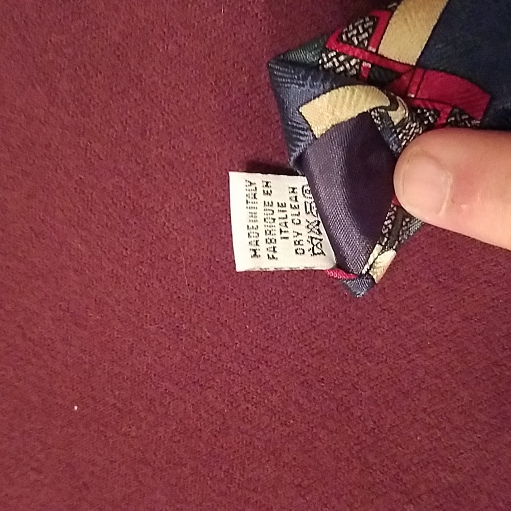 Tie - Picture 3 of 4